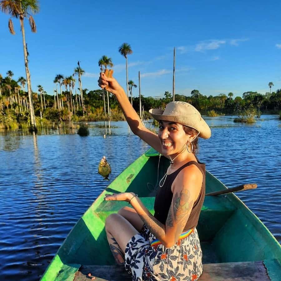 Puerto Maldonado: Lake Yacumama sunset and piranha fishing - A balanced look at potential drawbacks