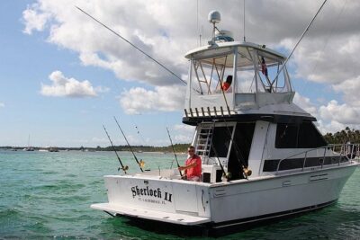 Punta Cana Private Fishing Charter on 39 Foot Boat with Bevarages - The Atlantic fishing rhythm: what a 4 to 9 hour day feels like