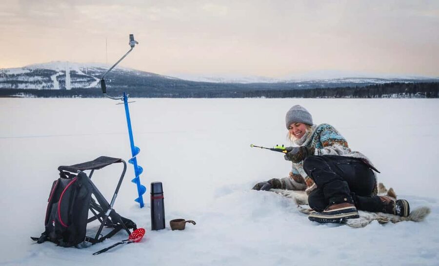 Pyhä: Ice Fishing Experience at Frozen Lake - Key things that make this ice fishing trip worth your time