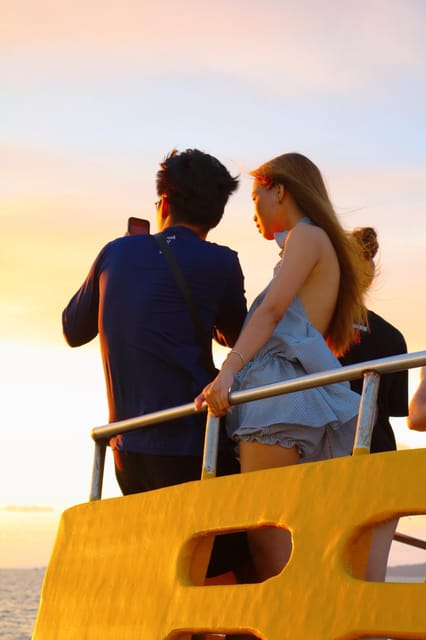 RedRiverTours - Enjoying Sunset & Night Squid Fishing - The Included Add-Ons: Cable Cars and Aquatopia Water Park