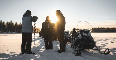 Rovaniemi: Electric Snowmobile Safari Tour with Ice Fishing - Electric snowmobiles over ice: what the ride actually feels like