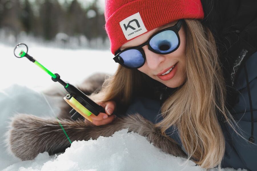 Rovaniemi: Guided Ice Fishing Experience - Getting to the Frozen Lakes: Hotel Pickup and Wilderness Timing
