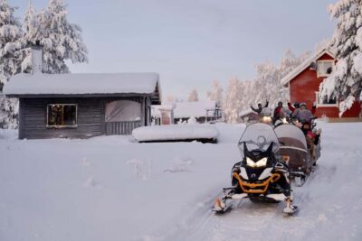 Rovaniemi: Ice Fishing and Snowmobile Tour with Snacks - Pickup and timing: what the 5 hours really feels like