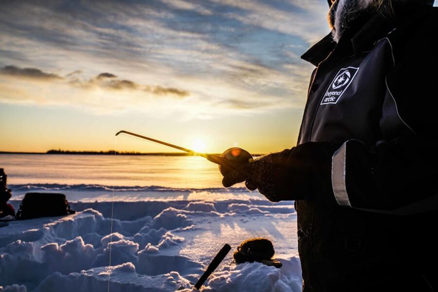 Rovaniemi: Ice Fishing on a Frozen Lake with BBQ and Photos - Winter Photo Time on Snow and Ice