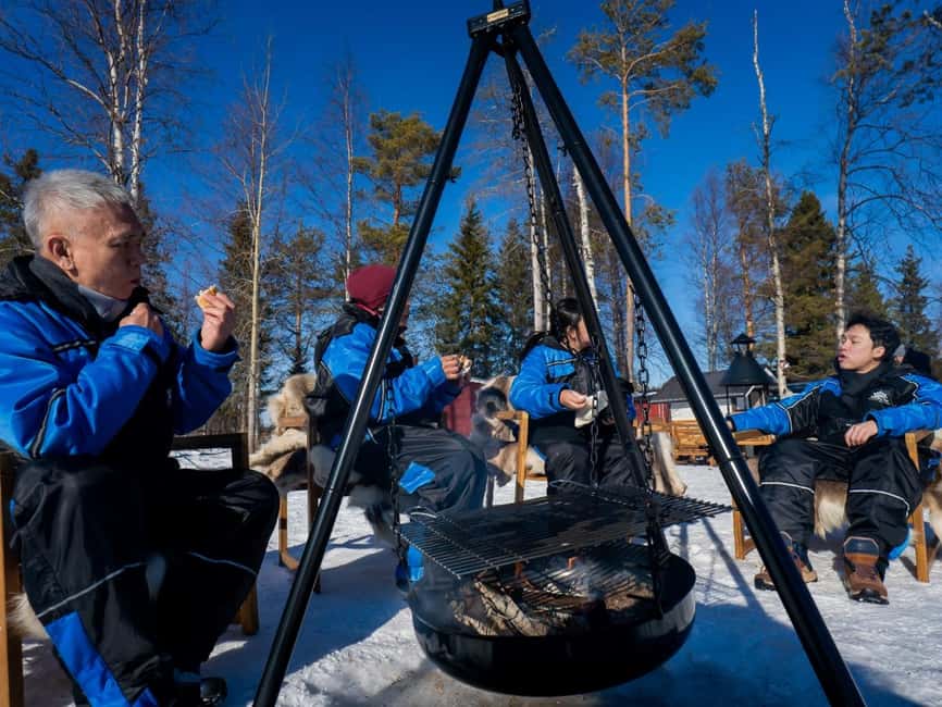Rovaniemi: Ice Fishing Small Group Tour & Barbeque - Warming up with hot drinks and BBQ at the right moment