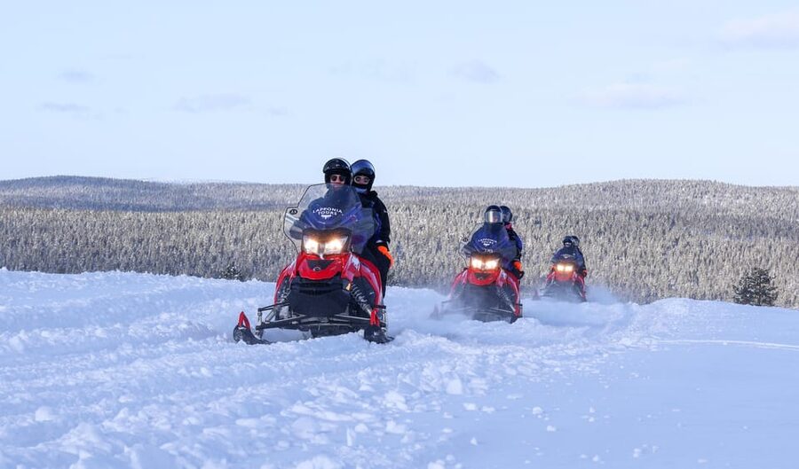 Saariselkä: Ice Fishing Safari by Snowmobile - Where Saariselkä ice fishing starts (Lapponia Tours Safari House)