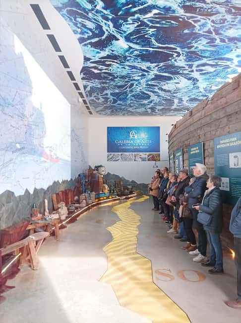Santoña: Anchovy Art Gallery with Fishing Port and Market - Where the day starts: Mirador de las marismas and the working harbor