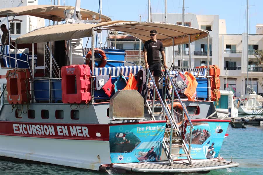 Sea excursion with BBQ, fishing, and swimming - Price and value: $34 for transport, meals, fishing, and swimming