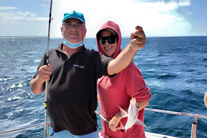 Sesimbra: All-inclusive Sport Fishing Tour - Cabo Espichel Fishing Time: 3–10 Nautical Miles Out