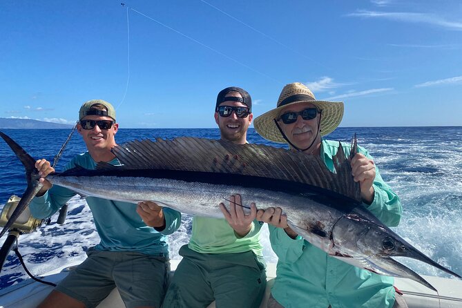 Shared Deep Sea Full-Day Fishing Charter in Hawaiian Waters - Magic Sport Fishing: the early start that sets the tone