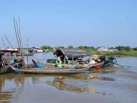 Siem Reap: Tonle Sap Lake - Fishing Village & Flooded Forest - The Buddhist monastery stop and when timing matters