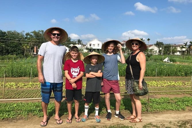Small Group Bicycle Tour with Farming and Fishing Experience - Lunch at Mr Cu’s home: rice milk and Hoi An Banh Xeo