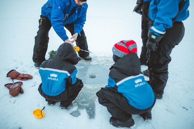 Snowmobiling and ice fishing in Apukka Resort, Rovaniemi - Tips to make the day more comfortable (without overthinking it)
