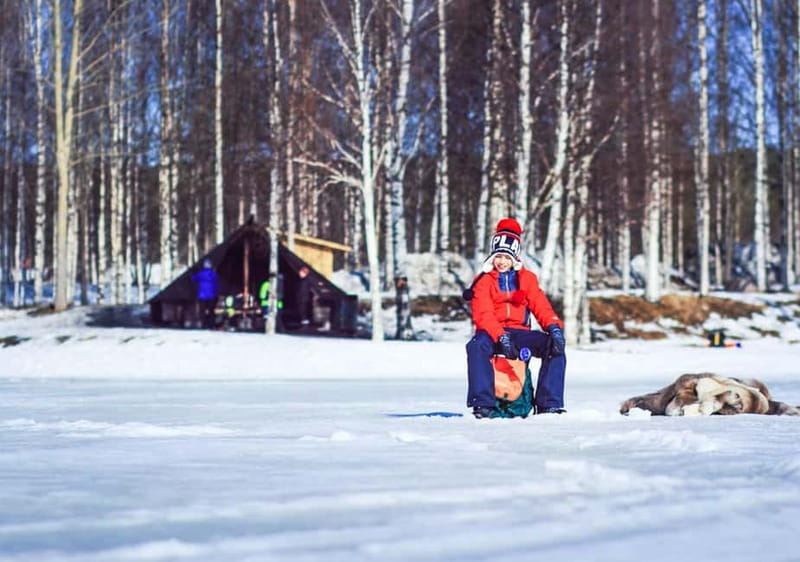 Snowshoe Trip for Ice Fishing in Saariselka - Gear and Warmth: What’s Included So You Can Travel Lighter