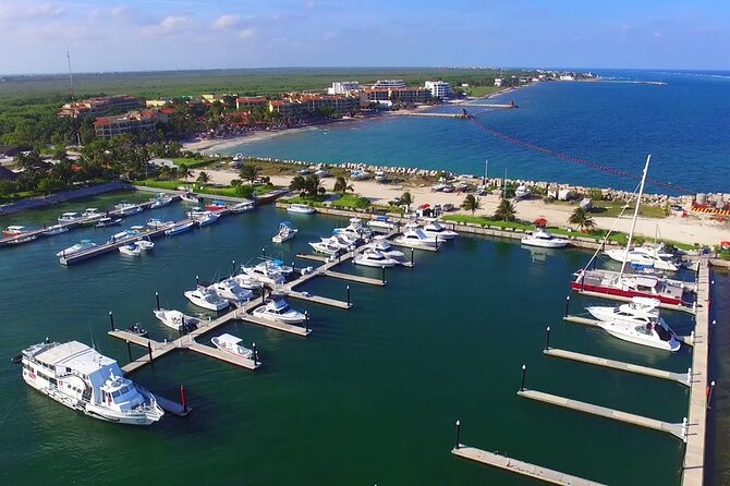 Sport Fishing at the Caribbean Sea. Enjoy an amazing time with friends & family - How trolling and bottom fishing work on this trip