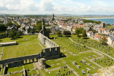 St Andrews & the Fishing Villages of Fife Small-Group Day Tour from Edinburgh - Falkland Palace and the Loch Leven connection: a calm countryside finish