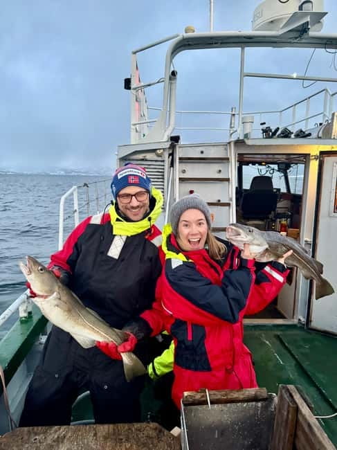 Tromsø: Fishing Sea Safari - Tromsø sea fishing is mostly about comfort—and coaching