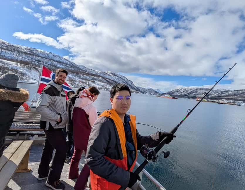 Tromsø’s Top-Rated Fjord & Fishing Cruise – All-Inclusive - Ryøya (Ryaøya): your first guided stop for photos and wildlife odds