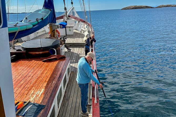 Tromsø Small Group Sea-to-Table Fishing Trip - Food and the Sea-to-Table Promise: What You’ll Actually Eat