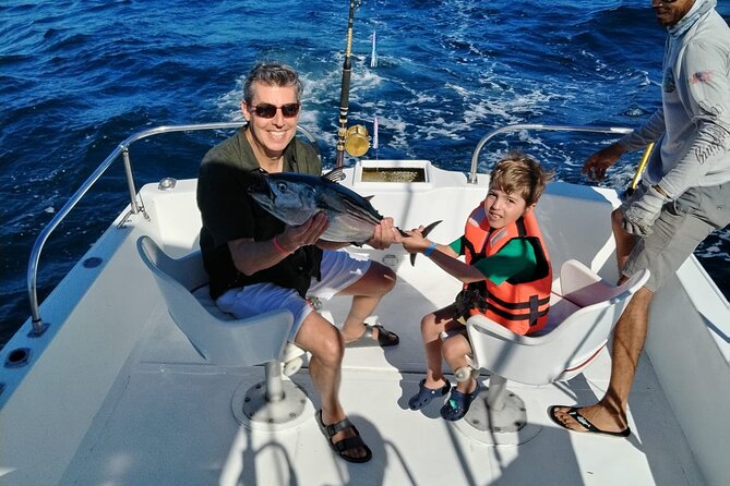 Ultimate Fishing Experience in Cabo - Comfort on a 38-Foot-Style Charter: Boats, Reels, and Real Service