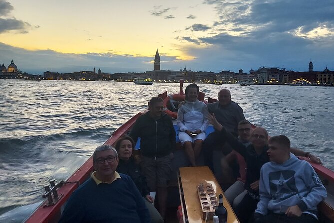 Venice: Relaxing Sunset Ride aboard old fishing boat - Certosa and S. Erasmo: the quiet lagoon loop