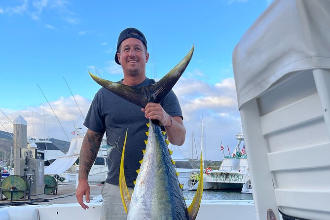 Waikiki Deep Sea Fishing Charter from Oahu - Fishing gear, bait, and the real goal: take-home fish