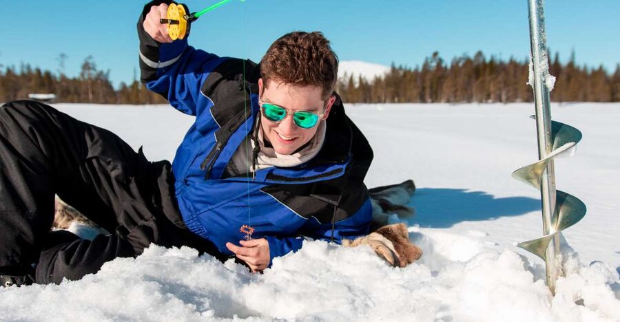 Ylläs: Snowmobile Adventure with Ice Fishing - Snowmobiling in Lapland: What It’s Like to Ride and Drive