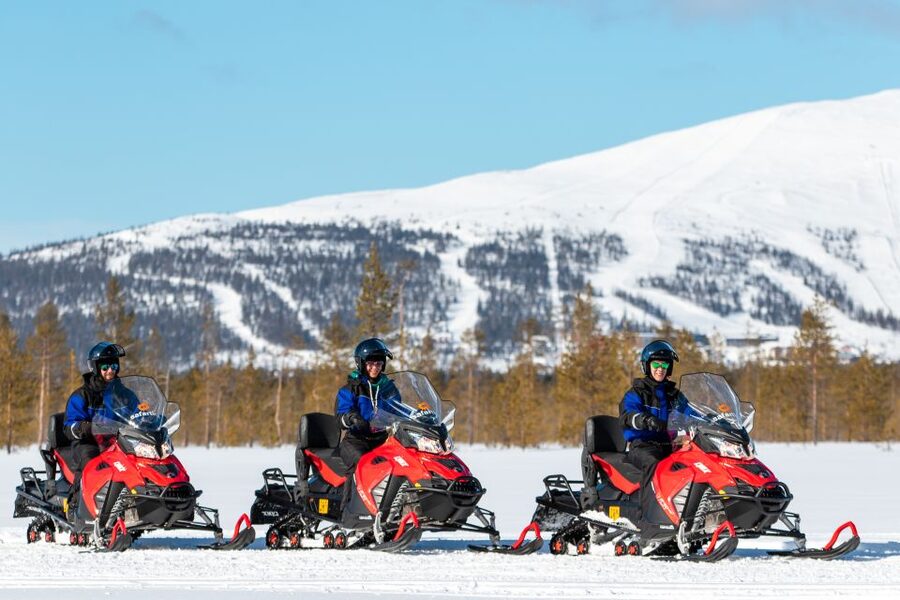 Ylläs: Snowmobile Adventure with Ice Fishing - Lunch by the Fire: Warming Soup in a Real Winter Setting